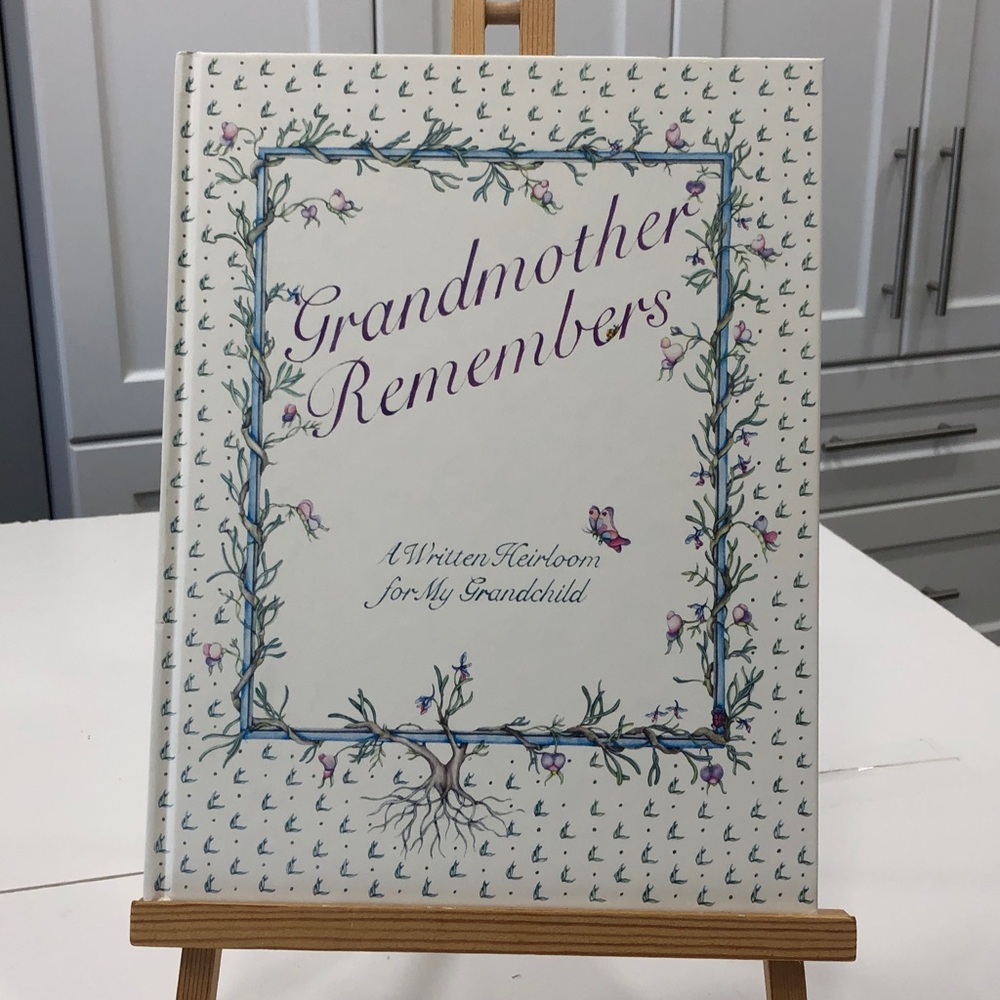 ´´Grandmother Remembers: A Written Heirloom for My Grandchild" by Judith Levy